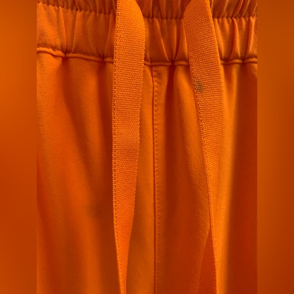ARITZIA TNA Parachute Pants in Orange, XS - Picture 4 of 8